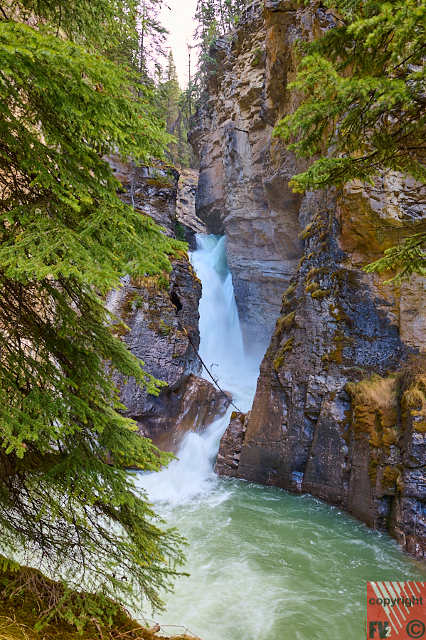 1648 Jasper-Banff, JohnstonCanyon Lower Falls