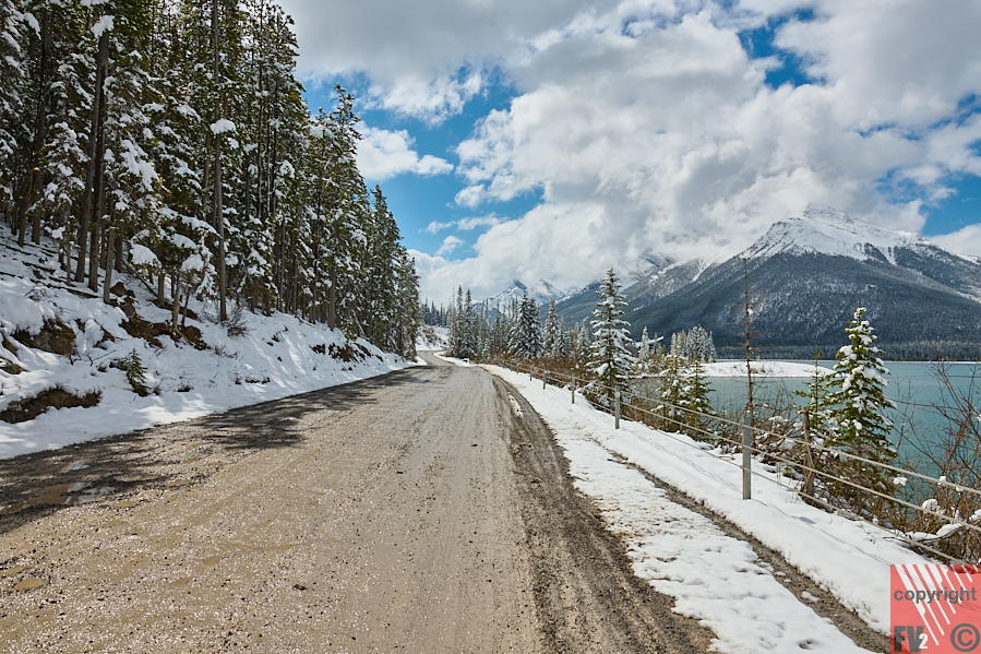 1653 Banff, Route 742 South